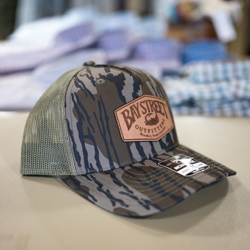 112PFP Wedge Mossy Oak Bottomland Trucker